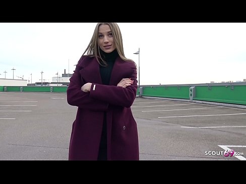 ❤️ 德国侦察员是一个梦想触摸斯蒂尔,停车场告诉和性感的钱 at us