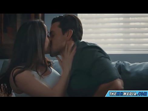 ❤️ 浪漫的性爱,有一个好的胸脯的妈妈 at us